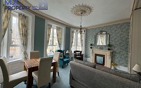 Cross Wynd Apartment